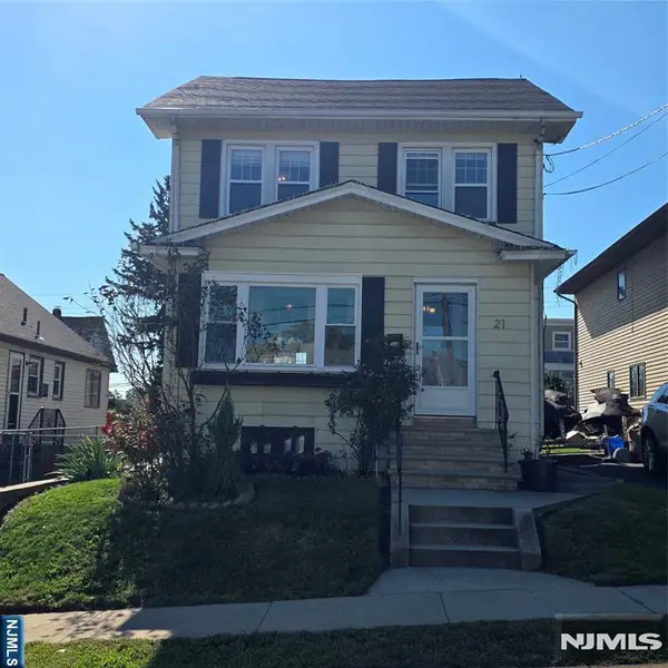 21 Rollins Avenue, Clifton, NJ 07011