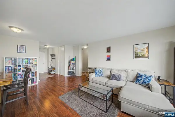 2000 Linwood Avenue 12N, Fort Lee, NJ 07024