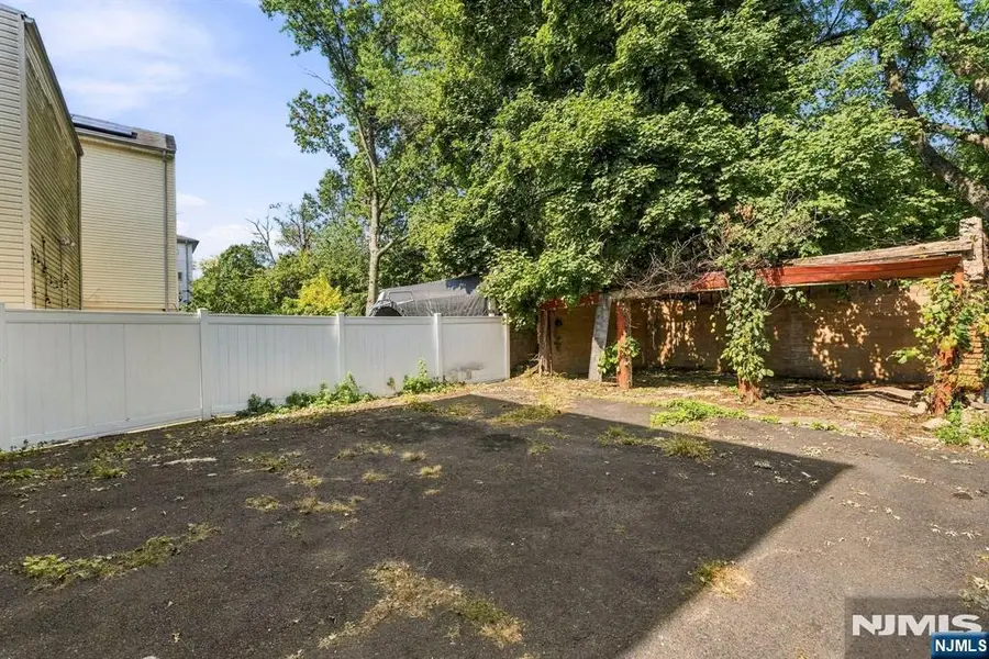 61 Rose Terrace, Newark, NJ 07108 - #3