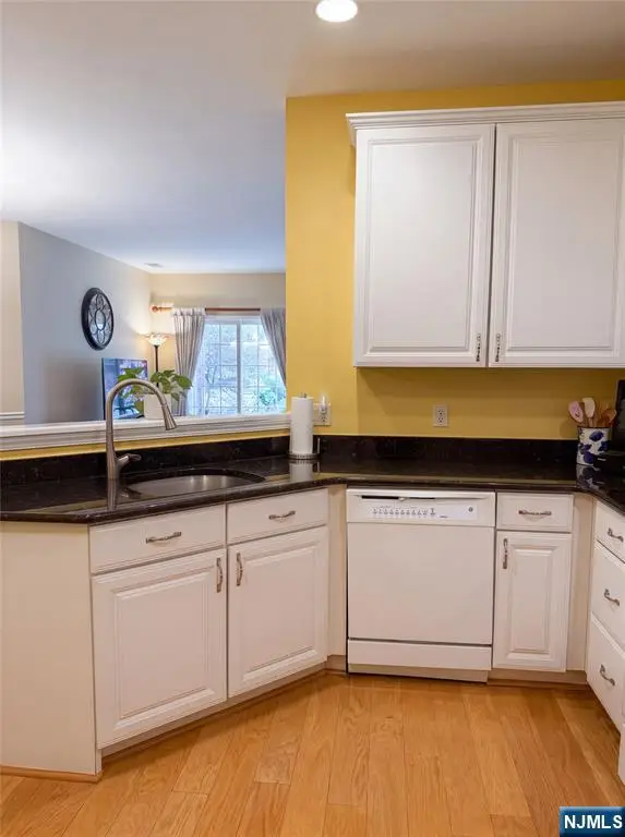 80 Ridgewood Road 107, Township Of Washington, NJ 07676 - #3