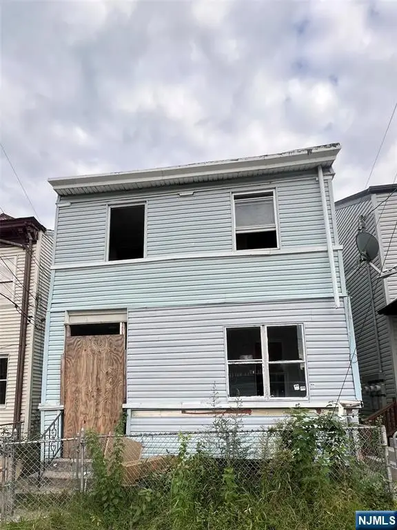15 Southard Street, Paterson, NJ 07501 - #1