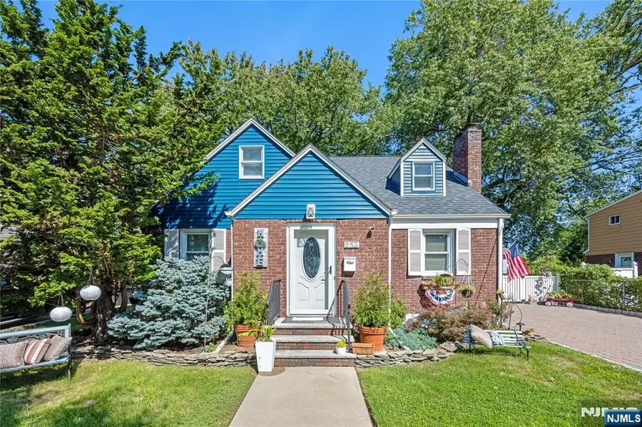 253 Birchwood Road, New Milford, NJ 07646 - #2