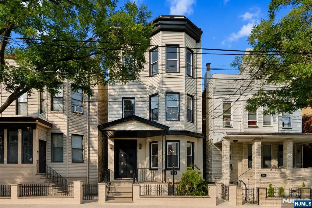 110 Maple 1, Weehawken, NJ 07086 - #1