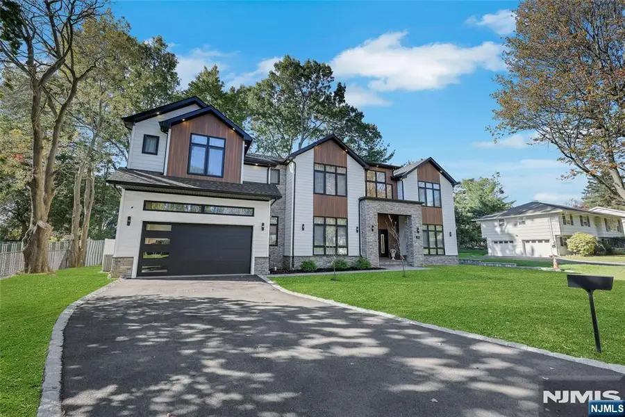 260 Virginia Court, Paramus, NJ 07652 - #3