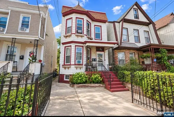 25 Gautier Avenue, Jersey City, NJ 07306
