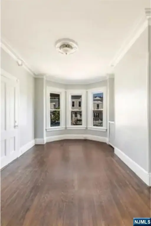 25 Gautier Avenue, Jersey City, NJ 07306 - #2