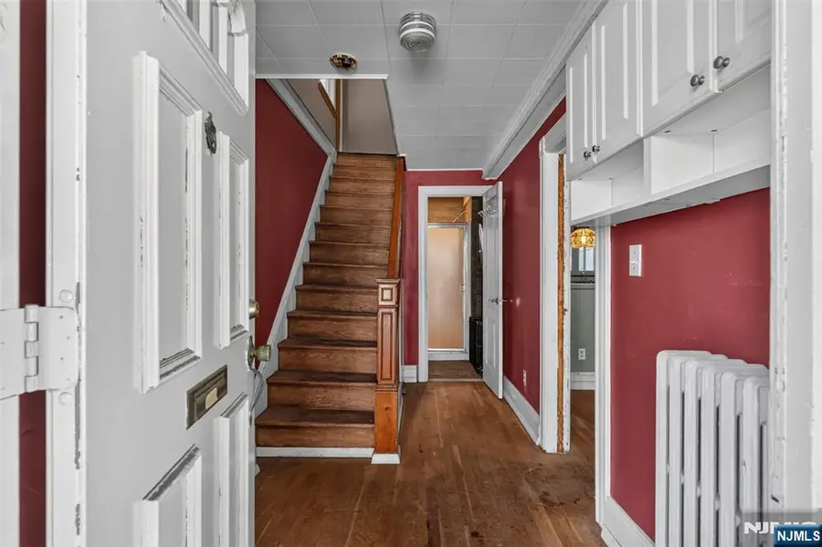 269 Hutton Street, Jersey City, NJ 07307 - #2