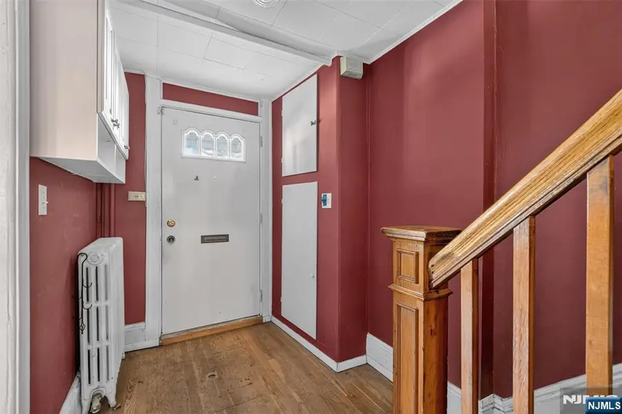 269 Hutton Street, Jersey City, NJ 07307 - #3