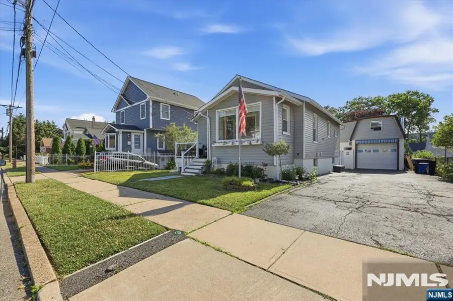 66 7th Avenue, Hawthorne, NJ 07506 - #2