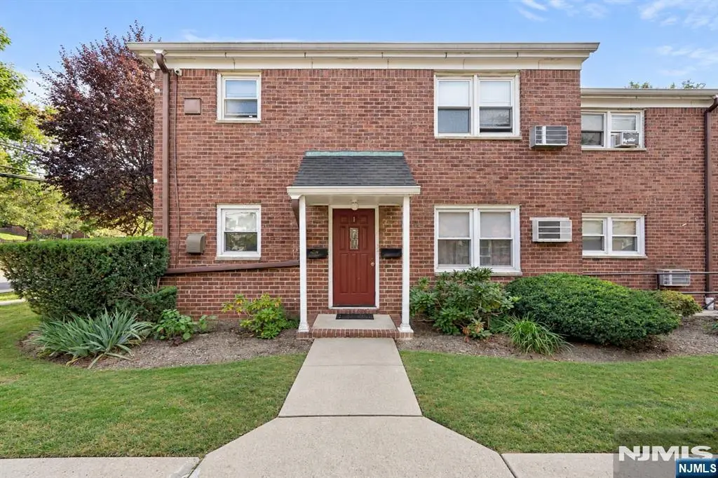 729 Broad Avenue 1, Ridgefield, NJ 07657 - #1