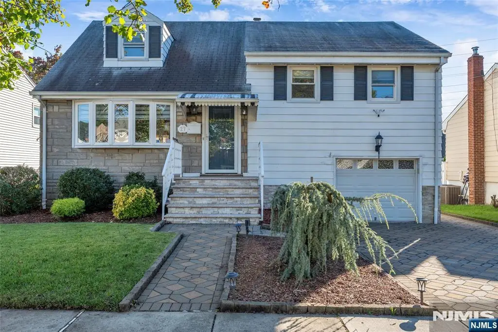 27 Bogle Avenue, North Arlington, NJ 07031 - #1