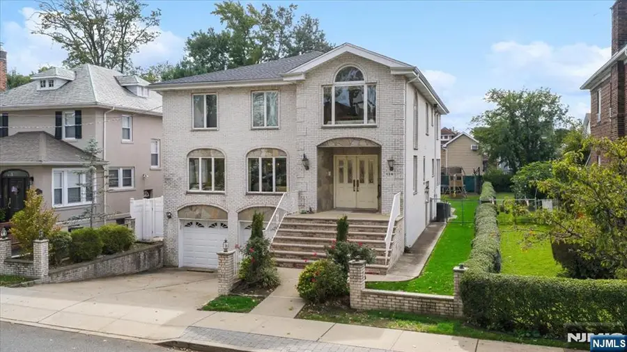 126 Edgewater Road, Cliffside Park, NJ 07010 - #3
