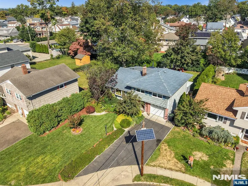 19 Dalton Place, Bergenfield, NJ 07621 - #1