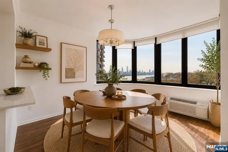 100 Carlyle 9DS, Cliffside Park, NJ 07010 - #2