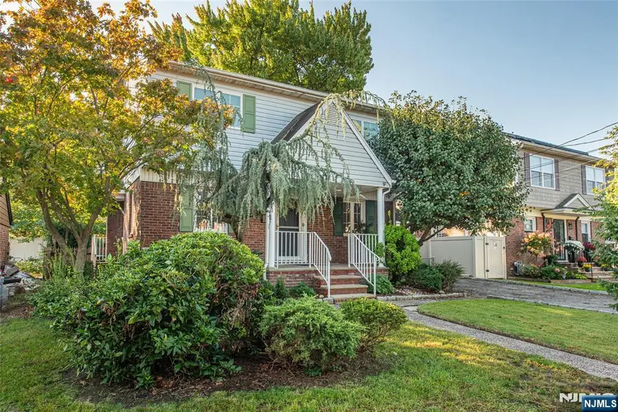 126 Hillman Drive, Elmwood Park, NJ 07407 - #3