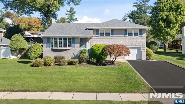 814 Schaefer Avenue, Oradell, NJ 07649