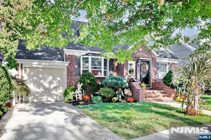 53 Forest Street, North Arlington, NJ 07031 - #2