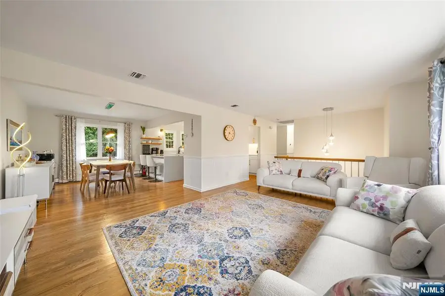 141 Hiawatha Boulevard, Oakland, NJ 07436 - #2