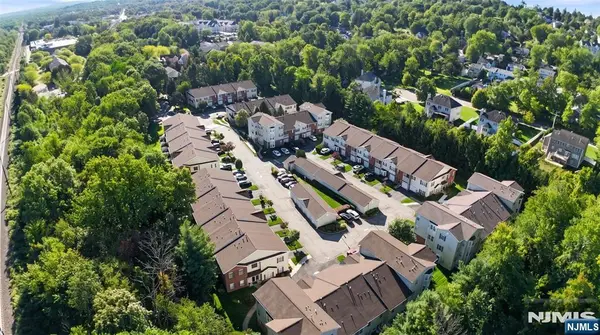 18 Windsor Drive, Lincoln Park Borough, NJ 07035