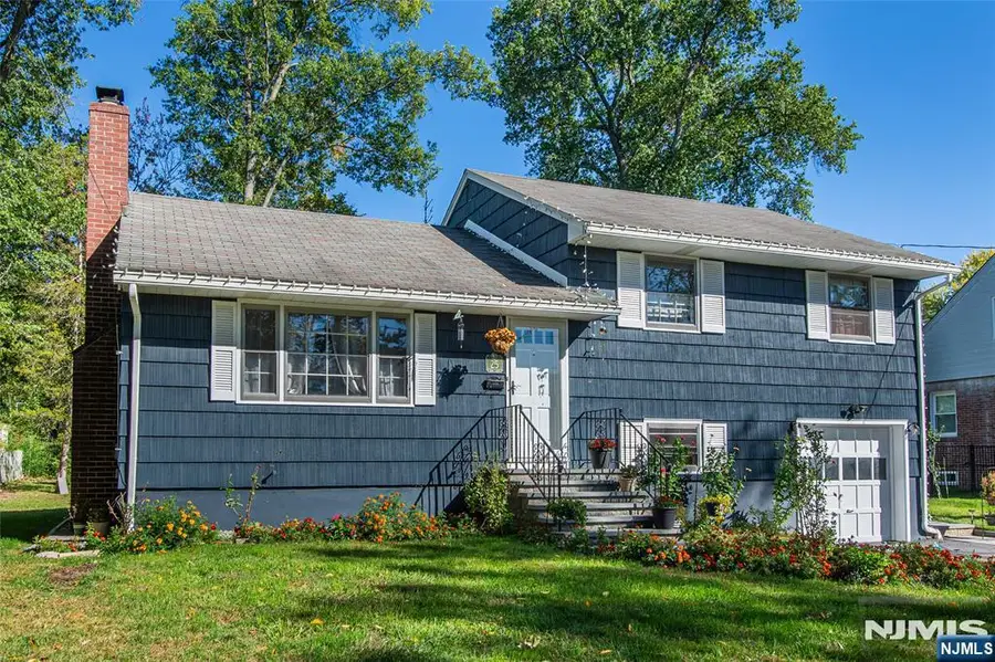 25 Sunset Terrace, Wayne, NJ 07470 - #3