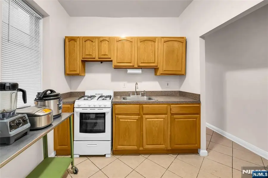 523-525 34th Street, Union City, NJ 07087 - #3