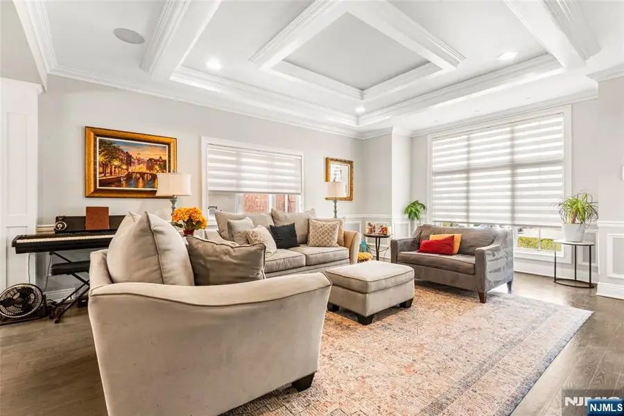 6 Marion Avenue B, Cliffside Park, NJ 07010 - #3