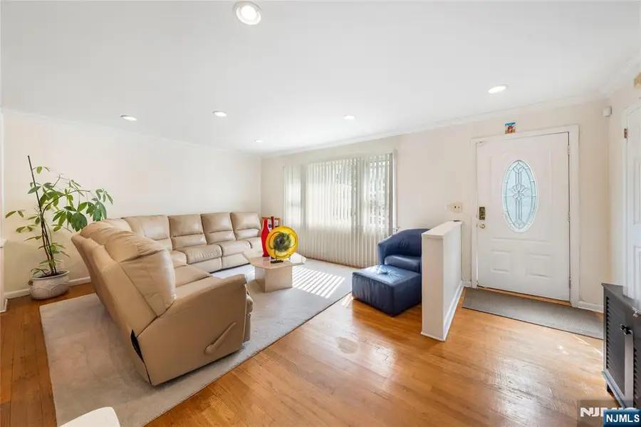 425 Adrianne Court, Orange, NJ 07050 - #2