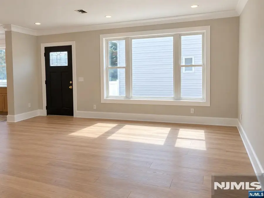 80 Tuttle Street, Wallington, NJ 07057 - #2