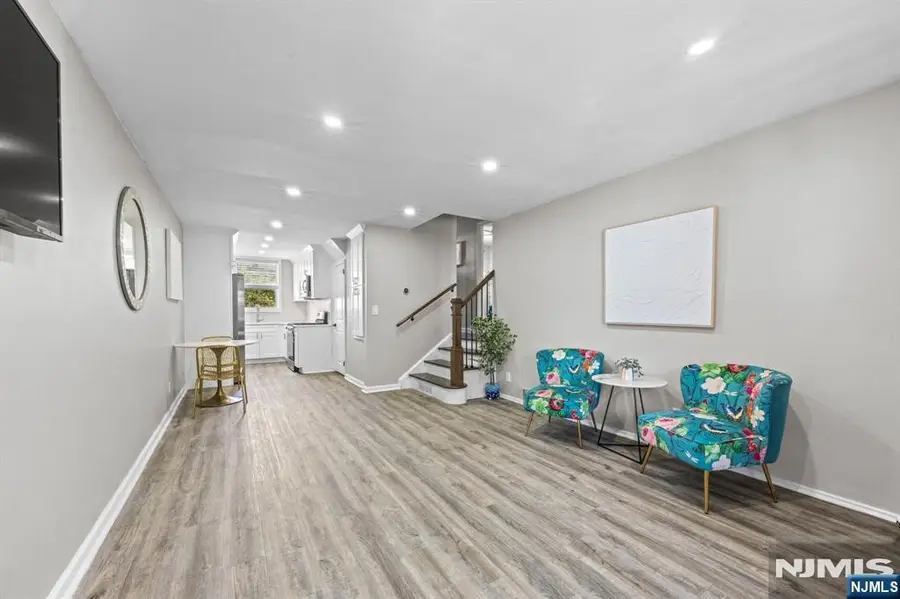 4 Parkside Lane, Bayonne, NJ 07002 - #2