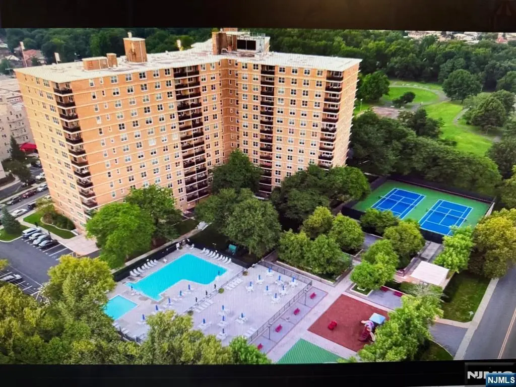 2200 Central Road 8S, Fort Lee, NJ 07024 - #1