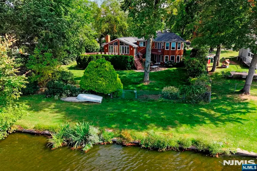 152 Sussex Road, Township Of Washington, NJ 07676 - #3
