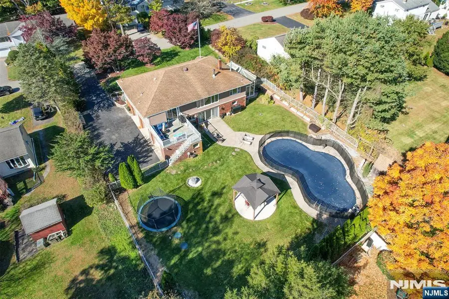32 Mohawk Trail, West Milford, NJ 07480 - #2