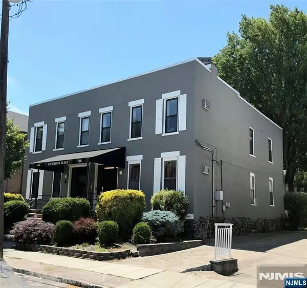 66-68 Edgewater Place A2, Edgewater, NJ 07020