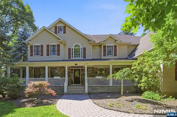50 3rd Street, Park Ridge, NJ 07656