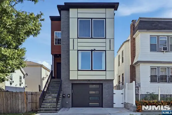 428 Peshine Avenue, Newark, NJ 07112