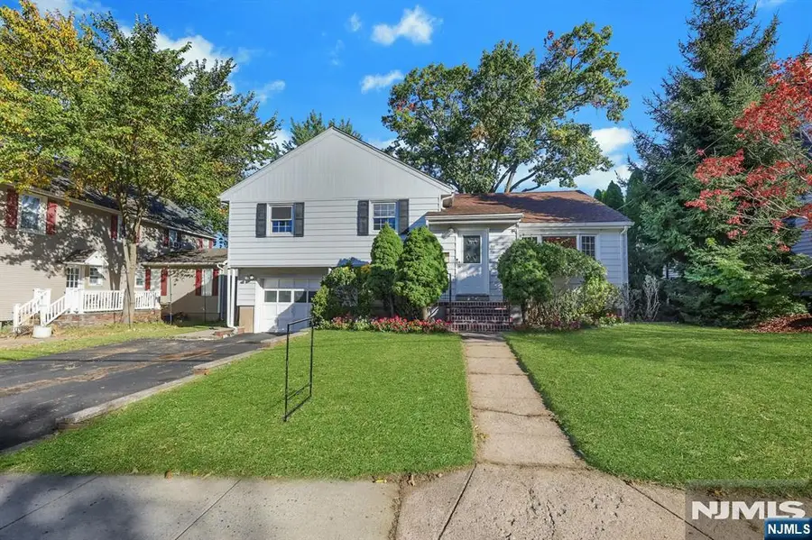 60 Linden Avenue, Dumont, NJ 07628 - #3