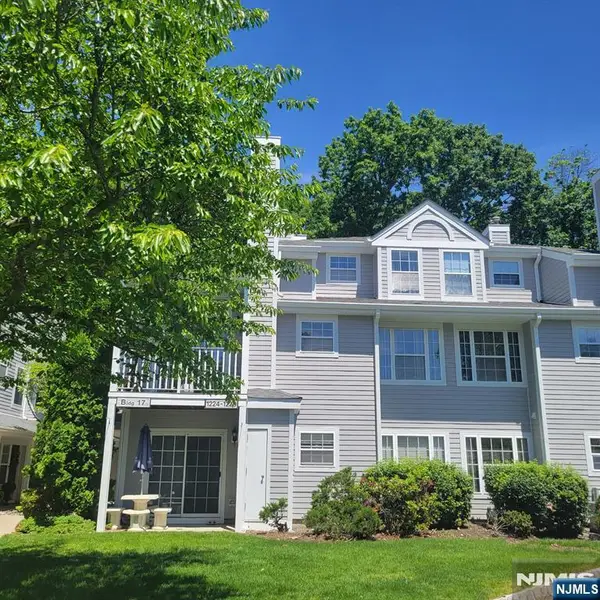 1234 Richmond Road 1234, Mahwah, NJ 07430
