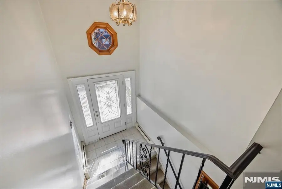 1225 16th Street, Fort Lee, NJ 07024 - #3