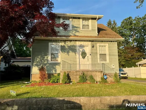 165 5th Avenue, Hawthorne, NJ 07524