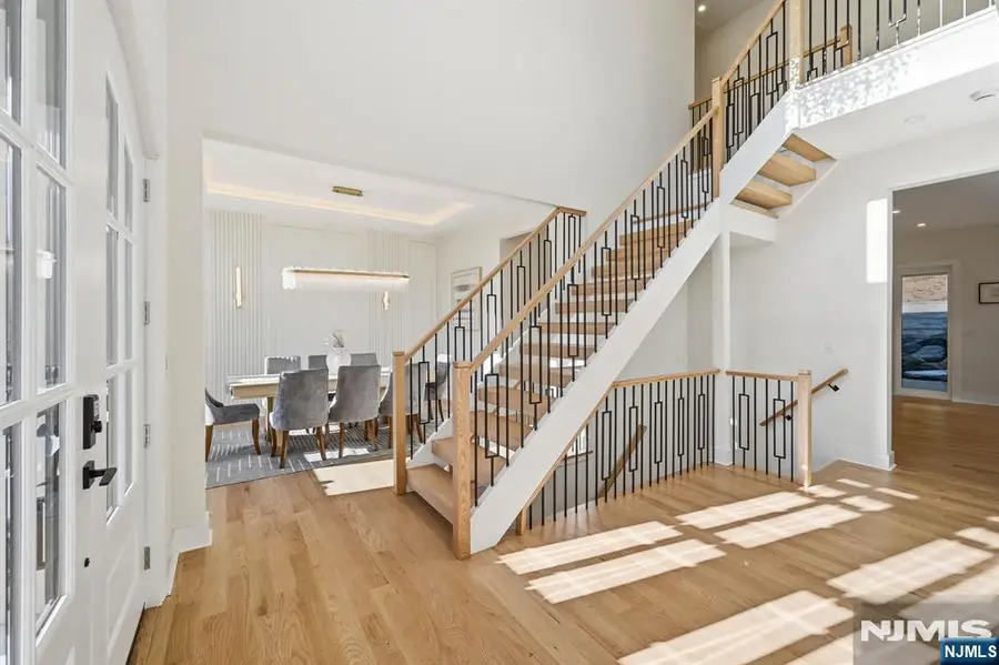6 Cliffside Drive, Livingston, NJ 07039 - #3