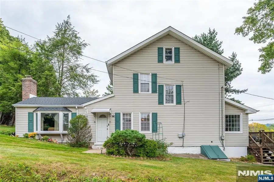 255 Pleasant Valley Way, West Orange, NJ 07052 - #2