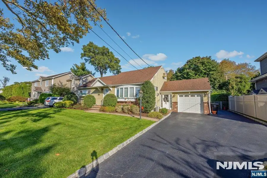 340 Alan Drive, Paramus, NJ 07652 - #3
