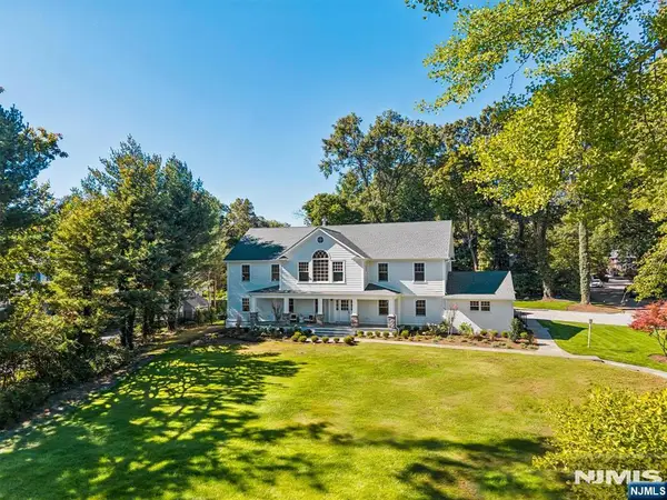 150 Ridgewood Avenue, Glen Ridge, NJ 07028