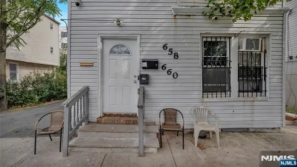 658-660 12th Street, Newark, NJ 07103