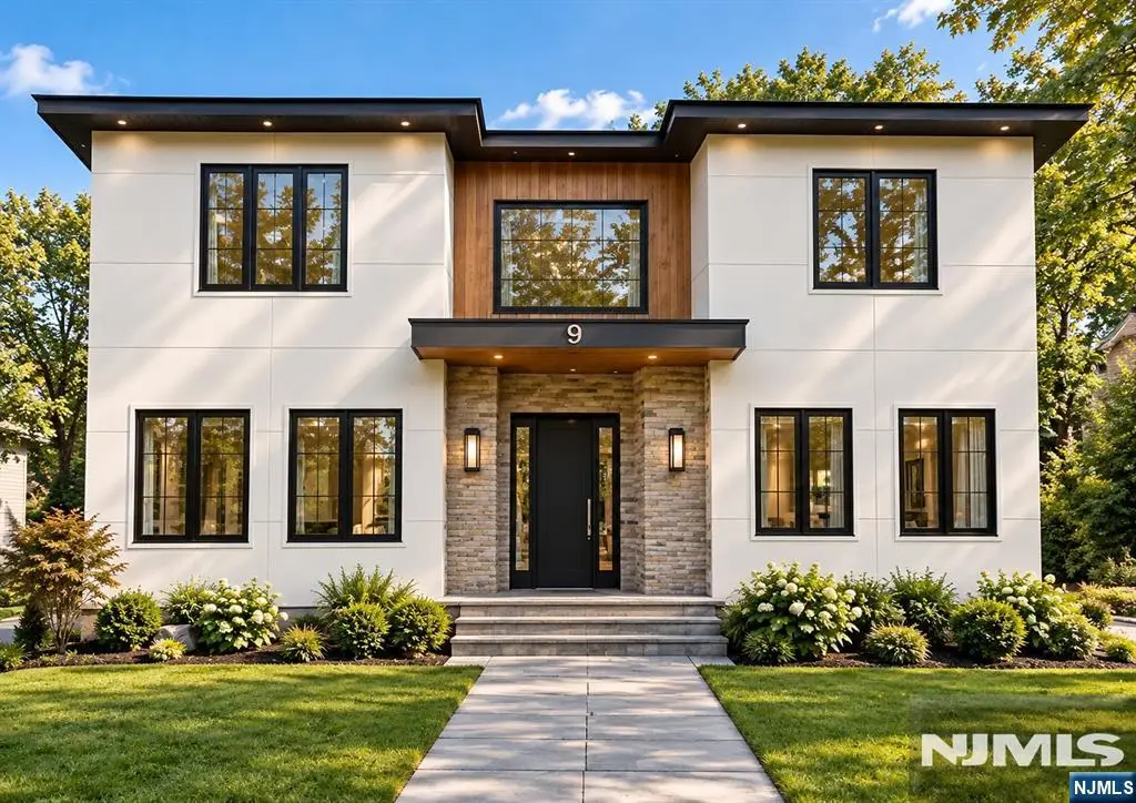 9 Cliffside Drive, Livingston, NJ 07039 - #1
