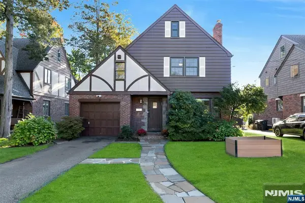 1325 Pennington Road, Teaneck, NJ 07666
