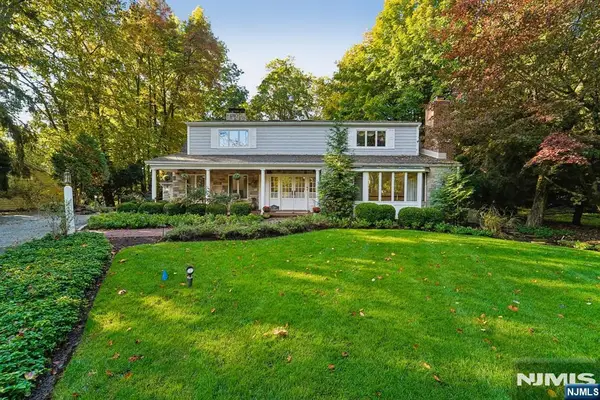 28 Parker Place, Upper Saddle River, NJ 07458