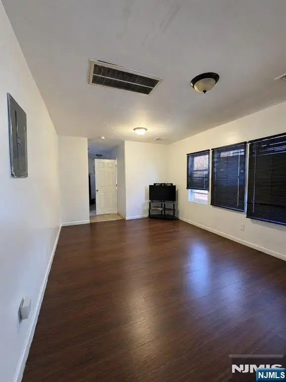 63 Huntington Terrace, Newark, NJ 07112 - #2