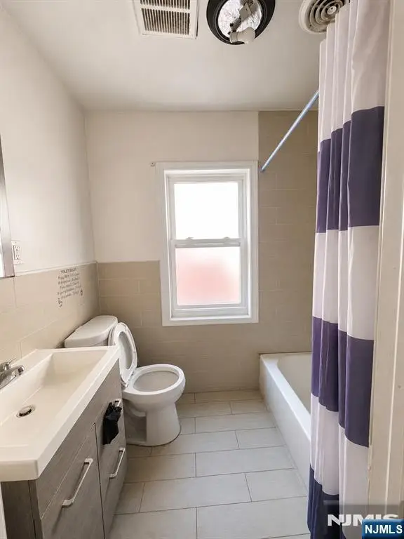 63 Huntington Terrace, Newark, NJ 07112 - #3