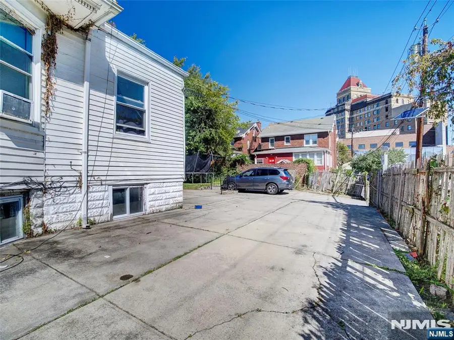 199 Weequahic Avenue, Newark, NJ 07112 - #2